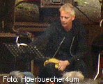 Geruschemacher mit Instrument